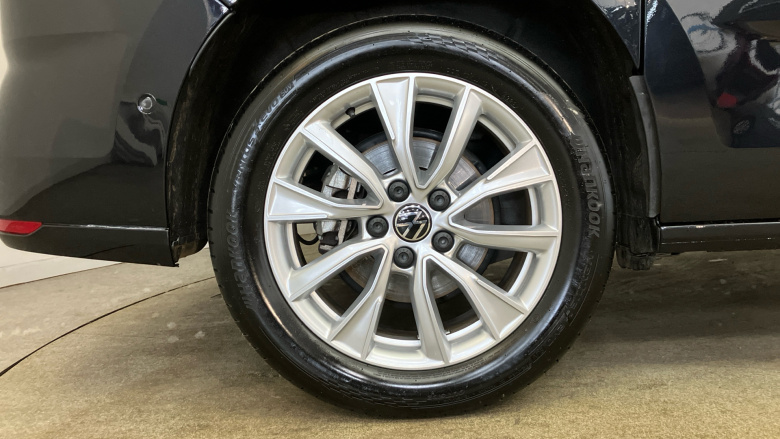 Volkswagen Multivan 2.0 TDI Life 5dr DSG Diesel Estate